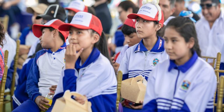 Meta educativa de Anglo American: que más de 50 colegios de Moquegua se posicionen entre los mejores del país