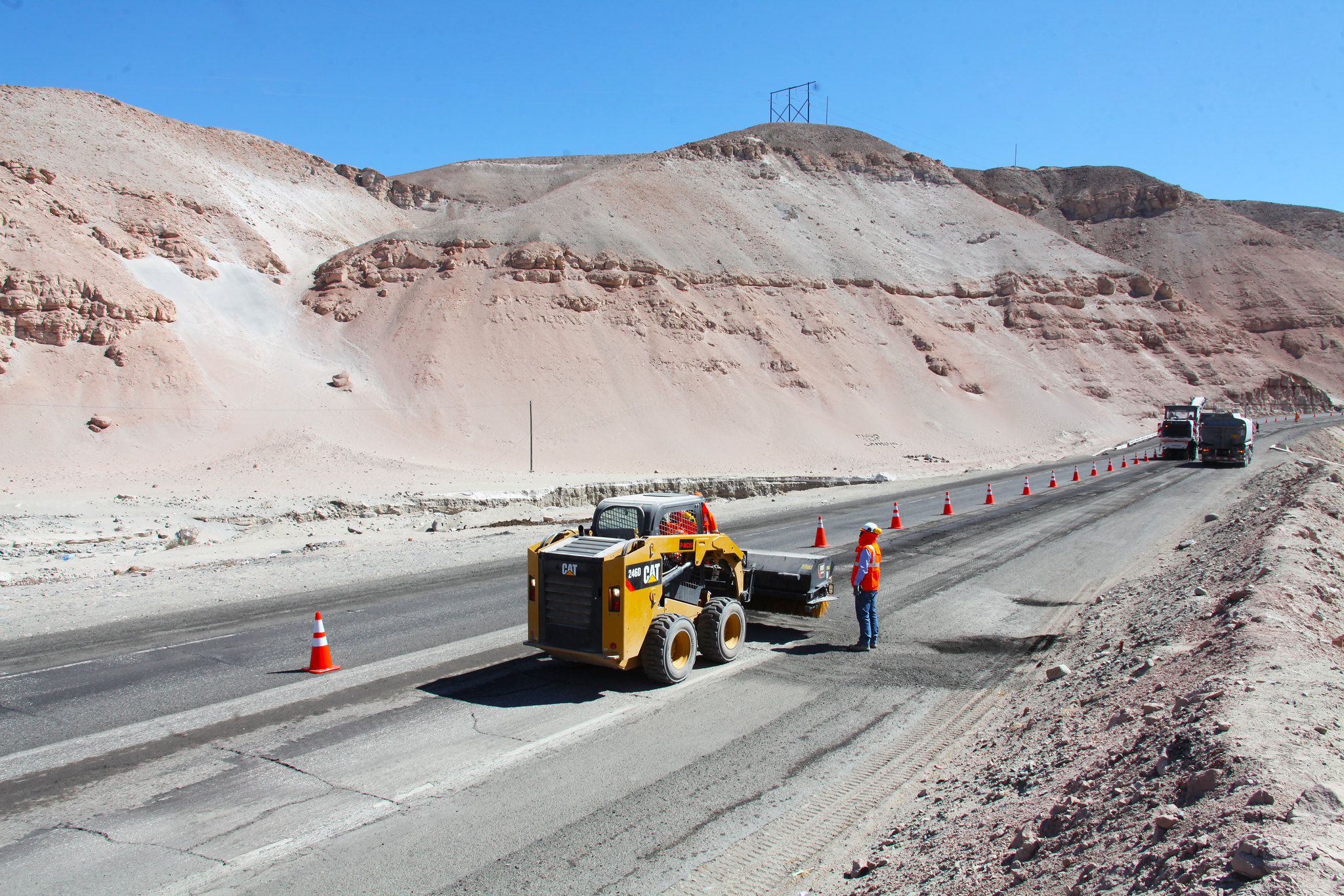 Aprueban modificación del presupuesto  para el mejoramiento de la carretera Boca del Río-Tacna: ahora asciende a S/ 726.6 millones