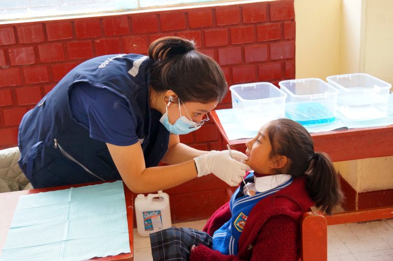 Alpayana y la Universidad Peruana Cayetano Heredia implementarán proyectos sociales en favor de más de 2,000 personas