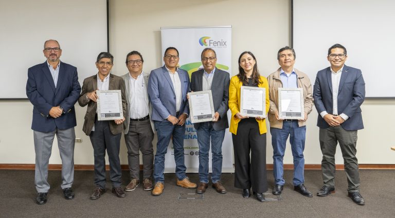 Fenix facilita certificación de energía renovable para seis empresas 