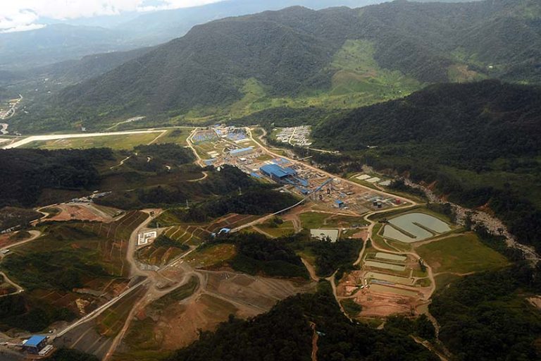 Ecuador espera aprobar pronto ampliación de mina de cobre Mirador