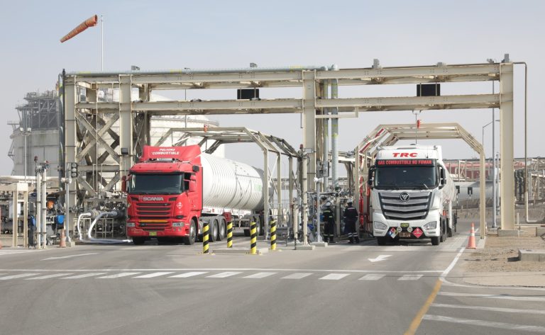 Perú LNG inaugura su segunda estación de carga de gas natural licuado