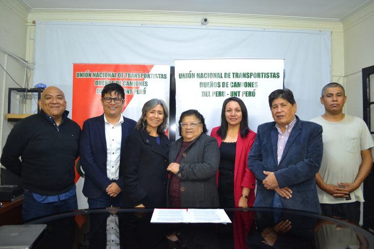 Transporte Sostenible suma como nuevo aliado estratégico a la Unión Nacional Transportistas del Perú