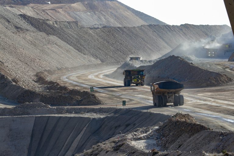 Retrocede 11.7% producción de cobre en junio, Antamina lidera