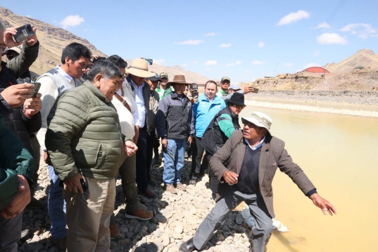 Minem emitirá declaratoria de emergencia por peligro inminente de contaminación hídrica en la cuenca de Llallimayo