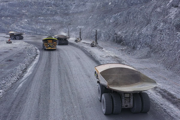 Mali amenaza con dejar caducar permiso de mina de Barrick por disputa