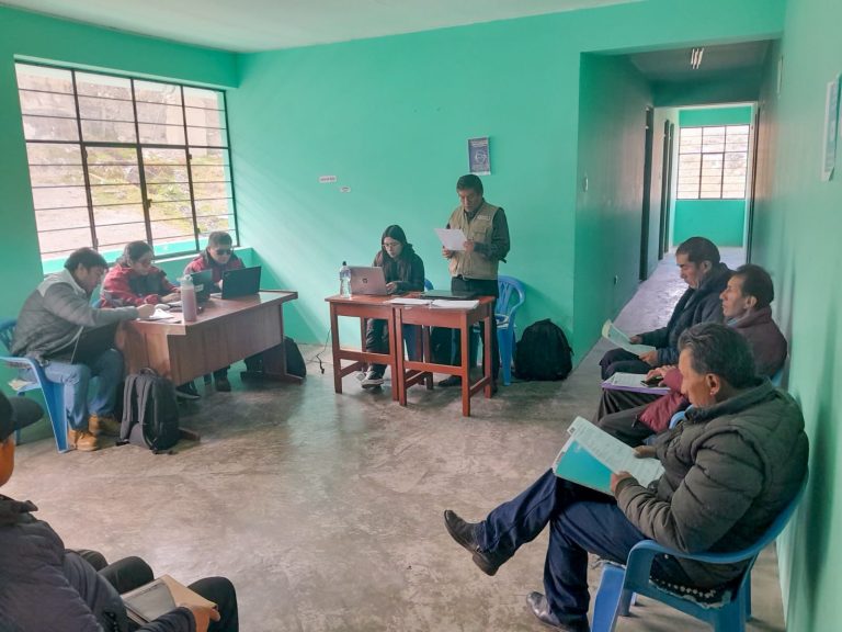 Suscriben acuerdos en mesa de diálogo entre caserío de Pomamayo y Minera Raura