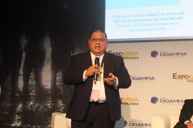 Producción de minerales críticos como el cobre es imprescindible para desarrollo de energías renovables, afirma Daniel Cámac