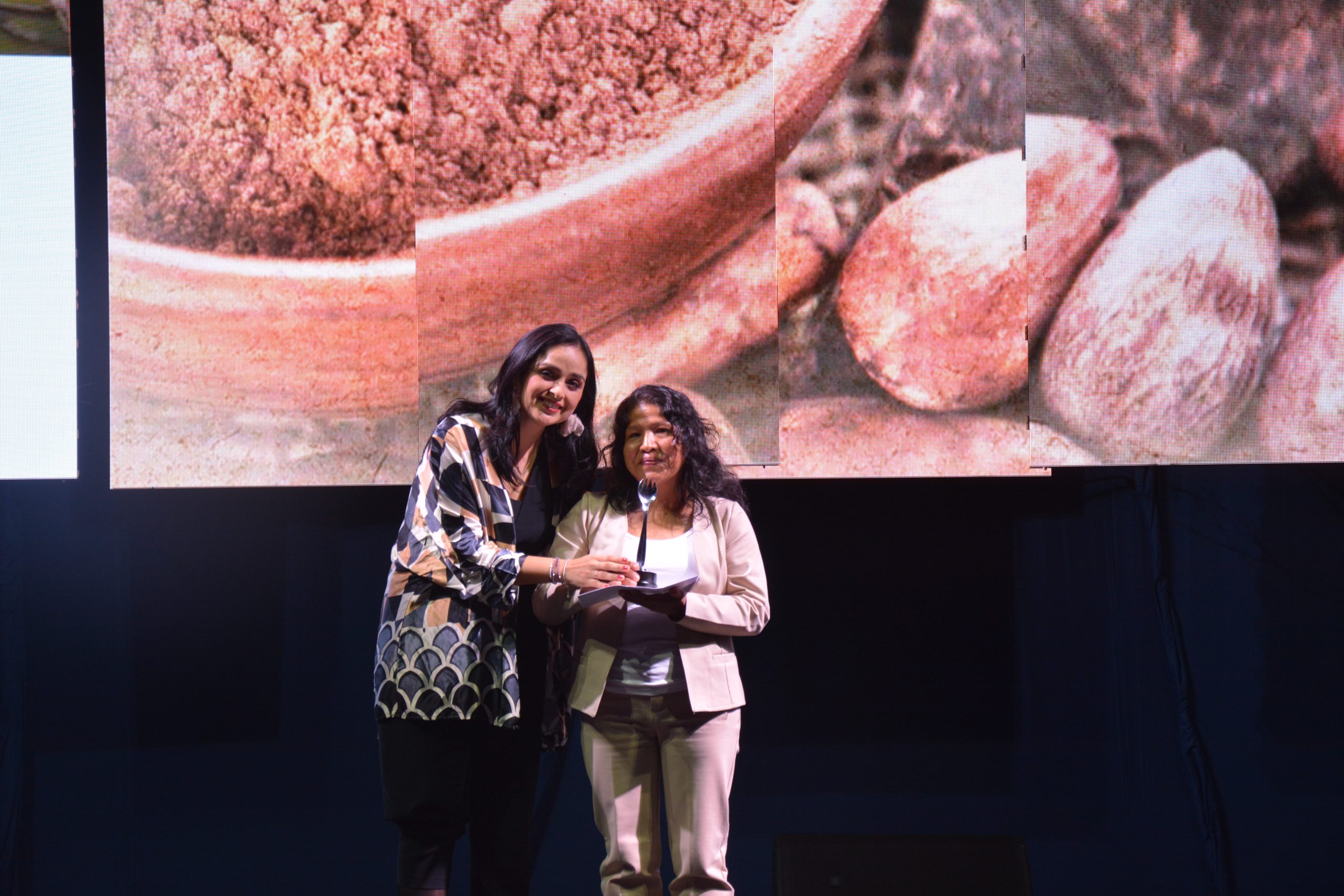 TGP y Premios Summum 2024 reconocen a los mejores productores de cacao y café del VRAEM