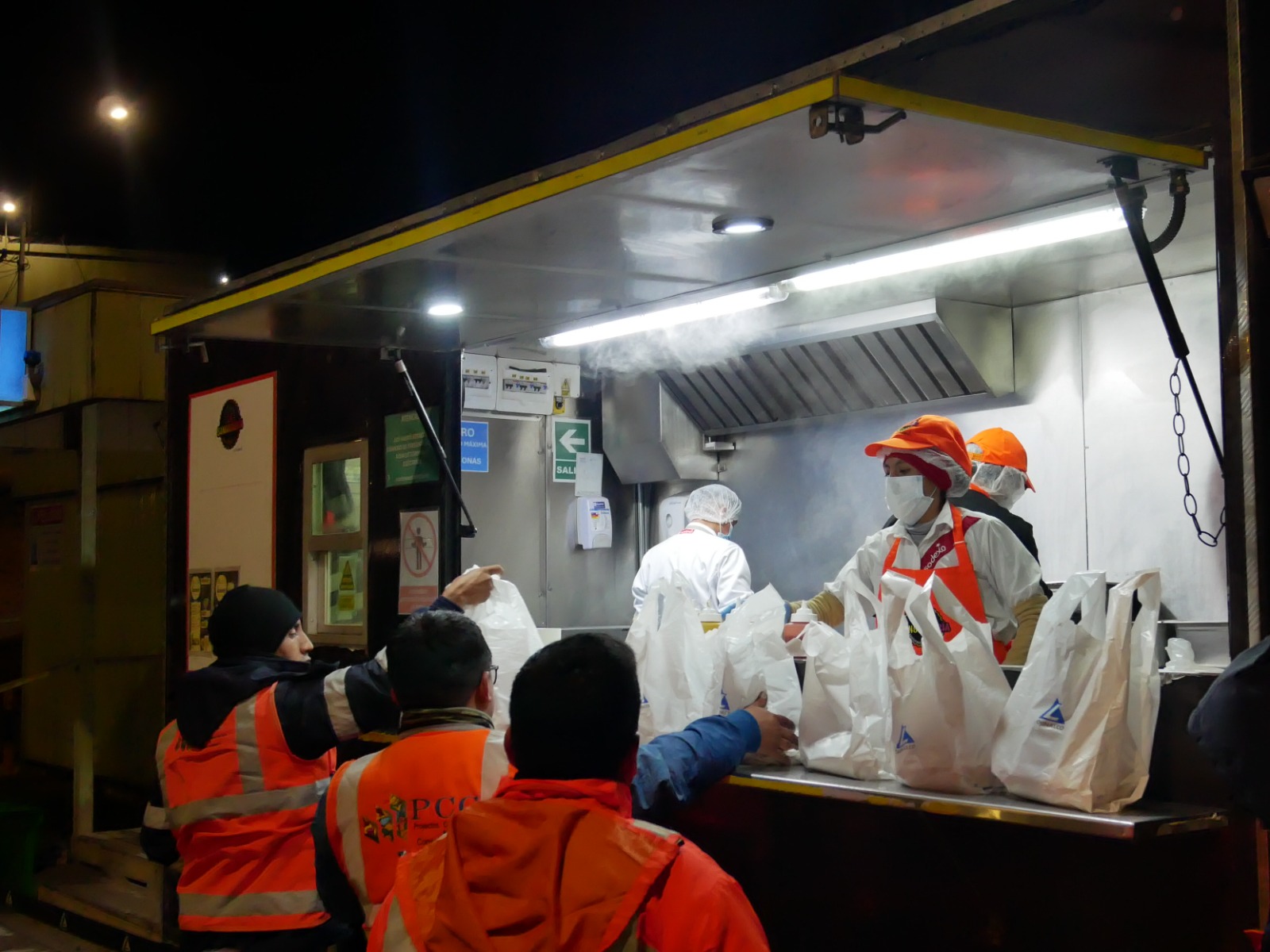 Toromocho: Sodexo inaugura el primer ‘food truck’ de comida rápida a 4,800 metros de altura