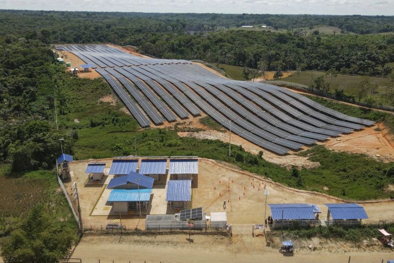 Amazonas Energía Solar inaugura dos centrales solares más: Requena y Tamshiyacu