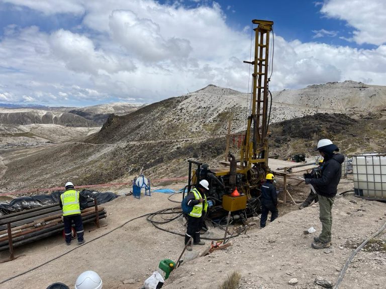 Proyecto de litio Falchani aplaza inicio de operación por un año hasta el 2028