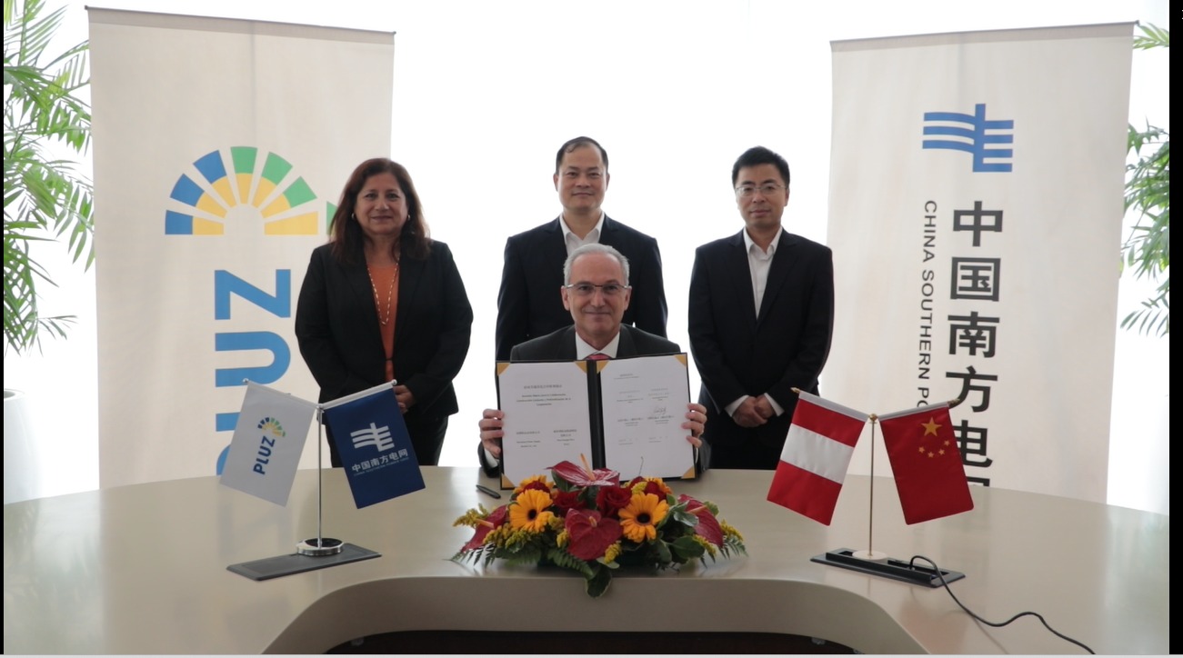 Pluz Energía firma acuerdo de cooperación con CSG Shenzhen Power Supply