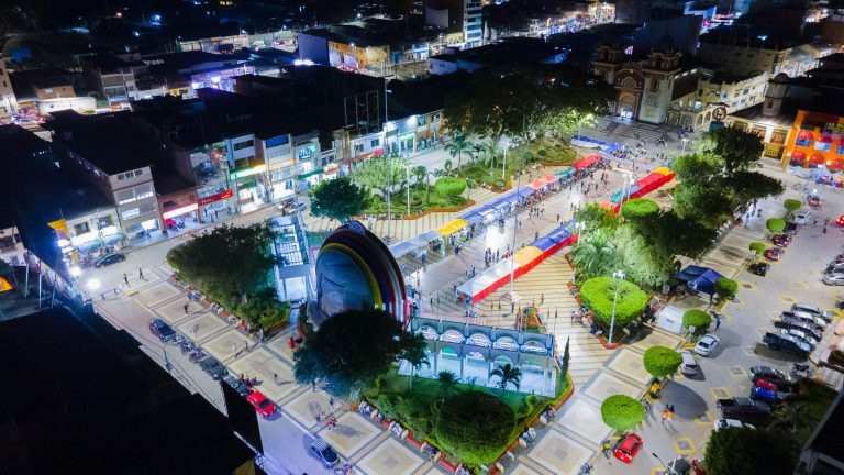 Grupo Distriluz avanza con la modernización del alumbrado público: instala 299,703 luminarias LED en sus zonas de concesión