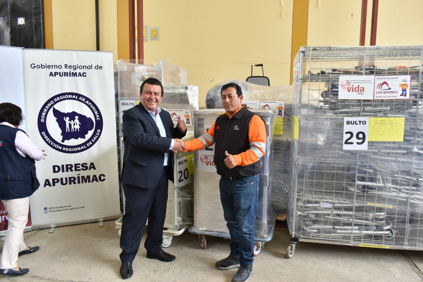 Las Bambas entrega equipos e insumos médicos para centros de salud en Apurímac