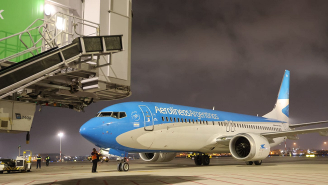 Primer vuelo internacional arriba al nuevo Aeropuerto Internacional Jorge Chávez