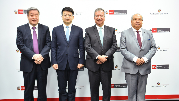 Ferrocarril Bioceánico: China muestra interés en impulsar reunión con Brasil