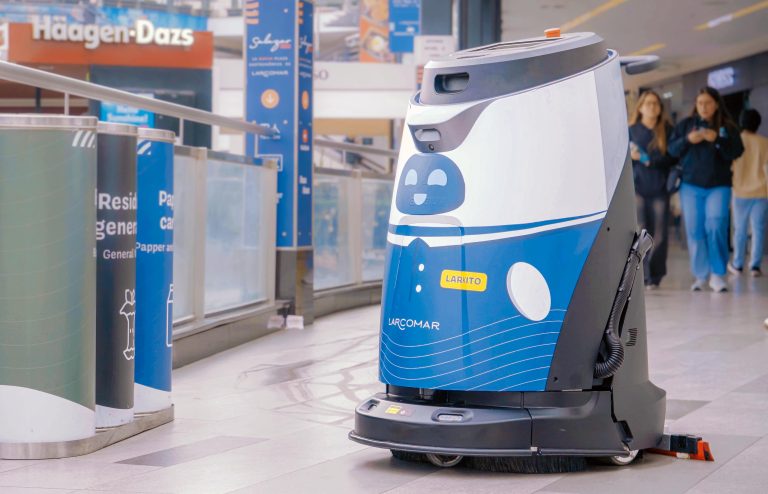 Larcomar y su apuesta por un robot inteligente para la limpieza