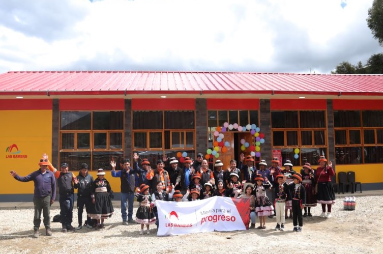 Las Bambas inaugura moderno Centro Cultural en Antuyo