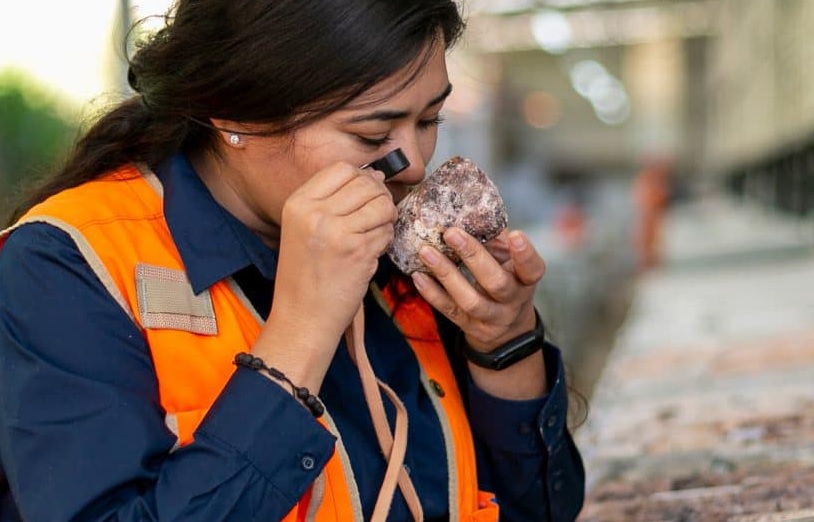 Pan American cierra acuerdo de US$ 2.100 millones para comprar MAG Silver