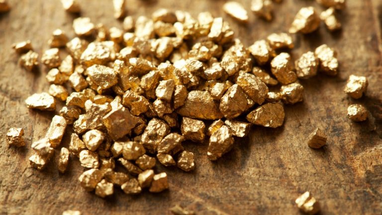 IPE: Tensiones geopolíticas apuntan al alza del oro
