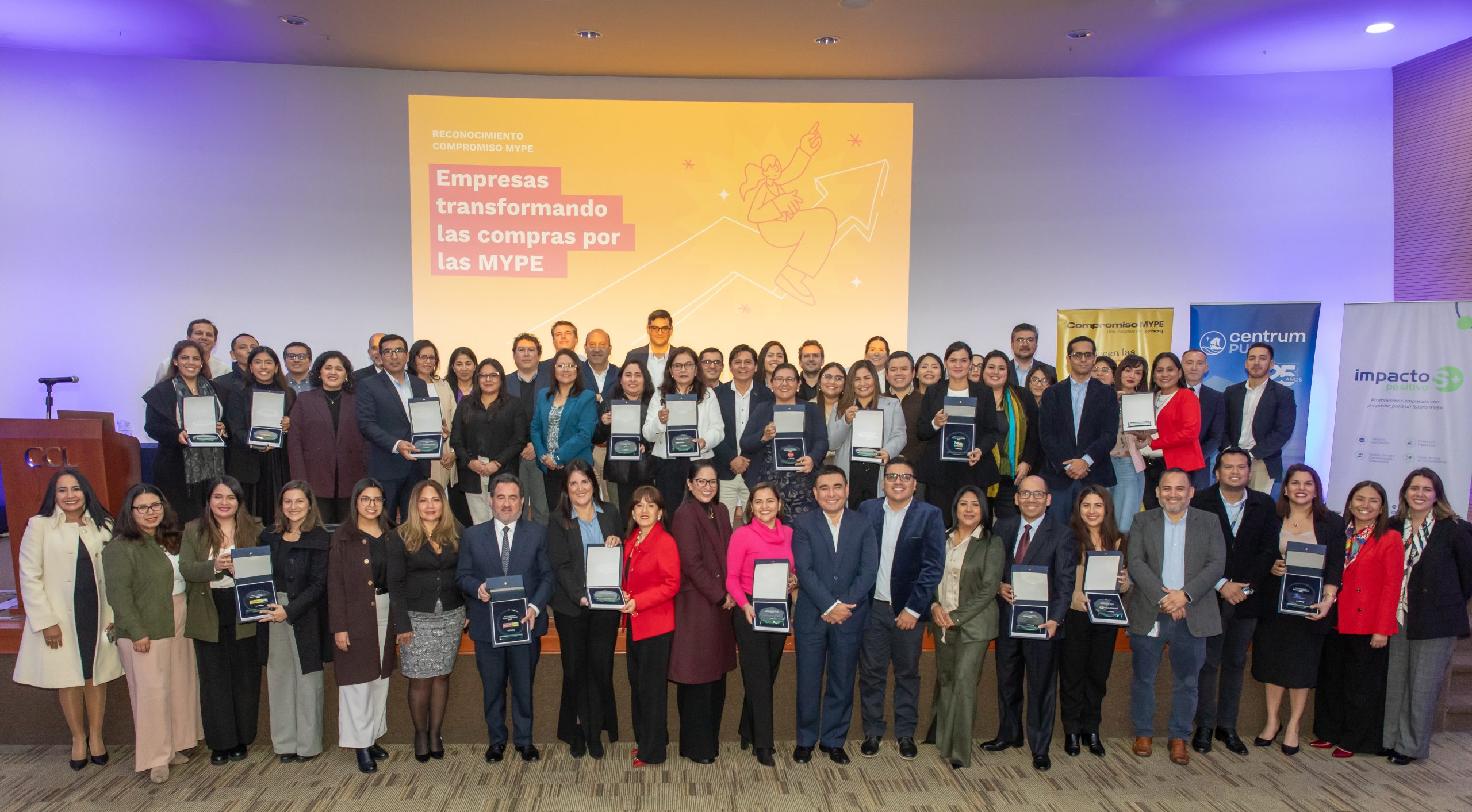 Ferreycorp, Ferreyros y Unimaq destacan por sus aportes al fortalecimiento de las mype