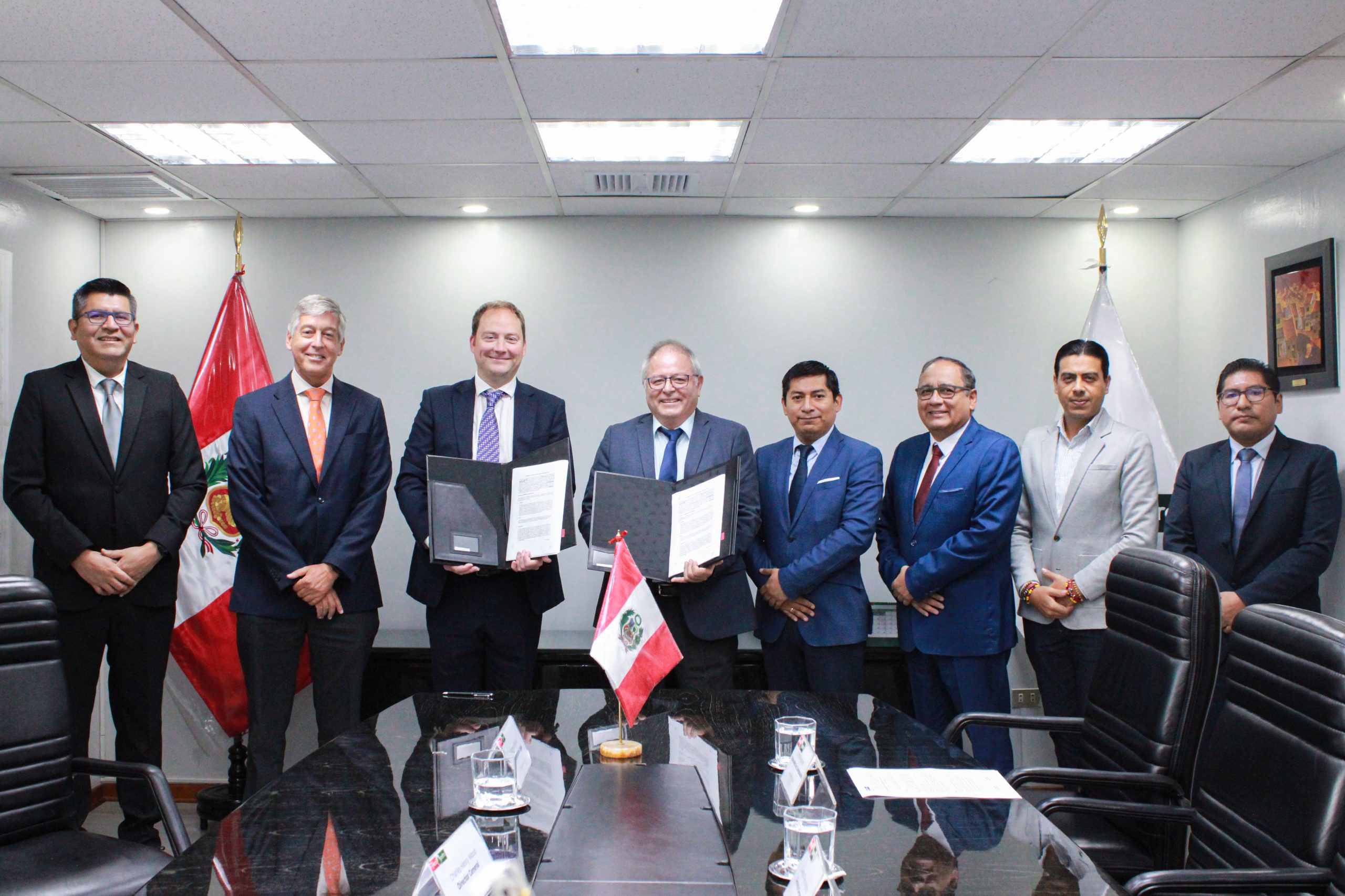 Ucayali: Perupetro suscribe convenio de evaluación técnica para ampliar información geológica y geofísica en Área XCIC