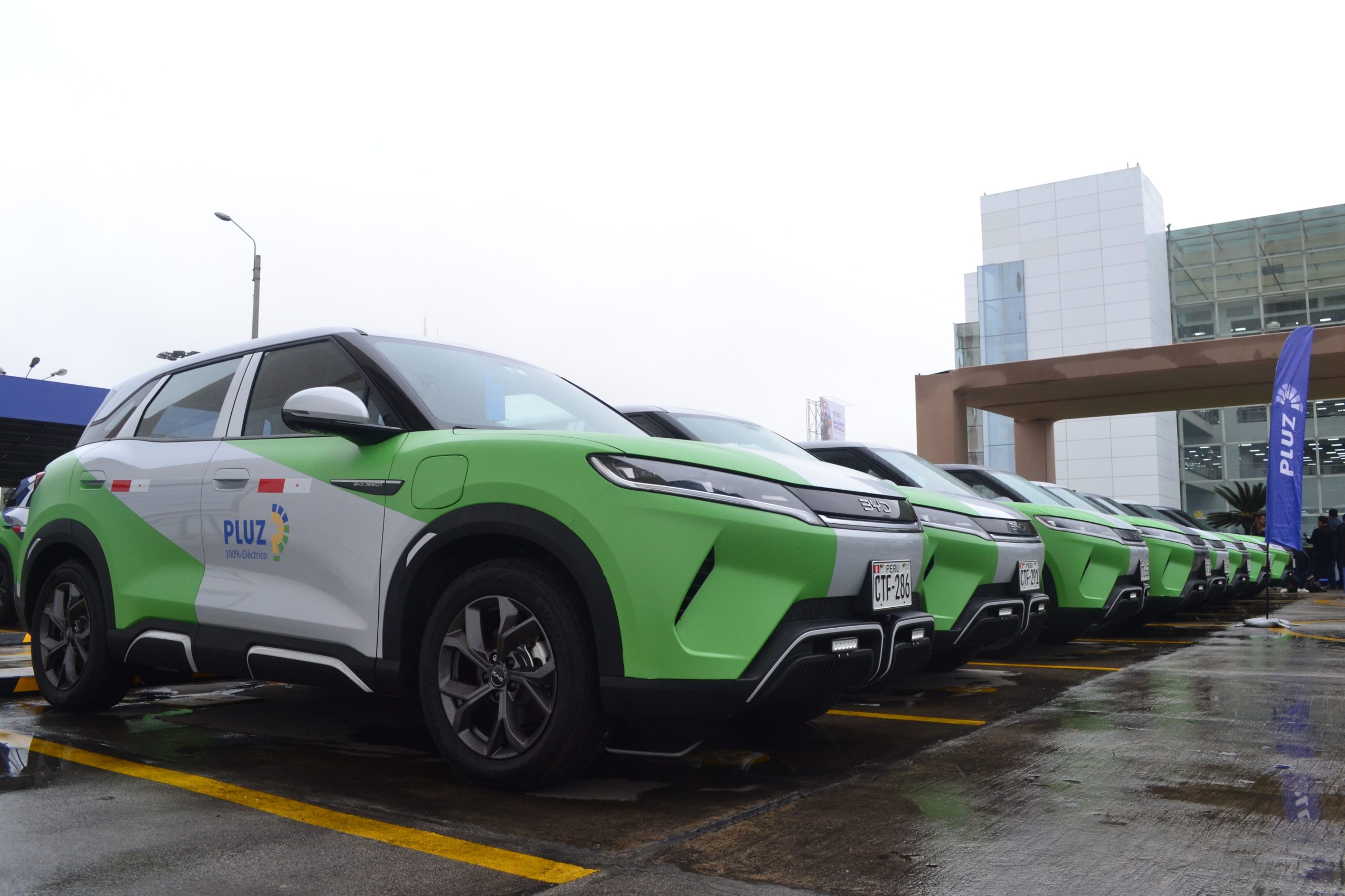 Pluz Energía apuesta por la movilidad sostenible con flota de 35 vehículos SUV 100% eléctricos