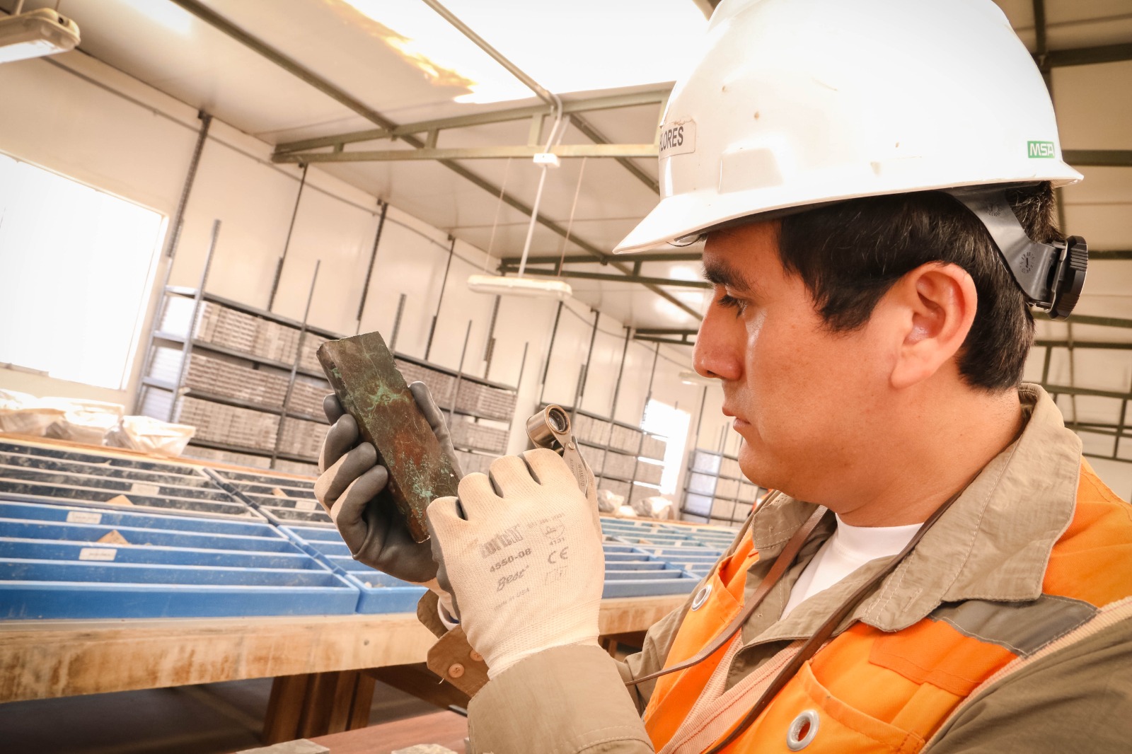 Minem: Producción de oro y zinc registraron la cifra de crecimiento más alta en lo que va de 2025
