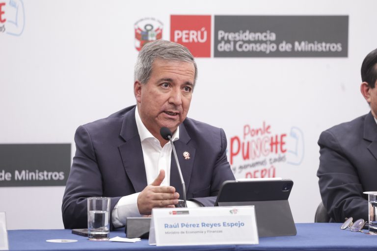 MEF: Minería ilegal en Perú representa alrededor del 2.7% del PBI