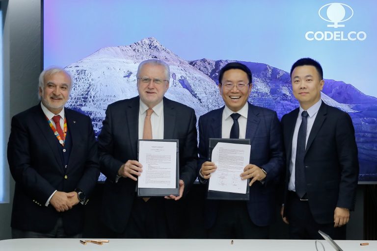 Codelco y Huawei sellan colaboración para desarrollar tecnologías innovadoras