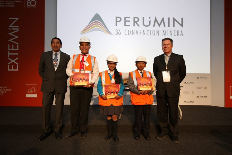 Recta final: este viernes 18 de julio vence plazo para postular al Premio Nacional de Minería Escolar