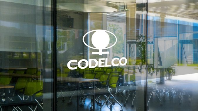 Codelco: salida de gerente general de División Salvador