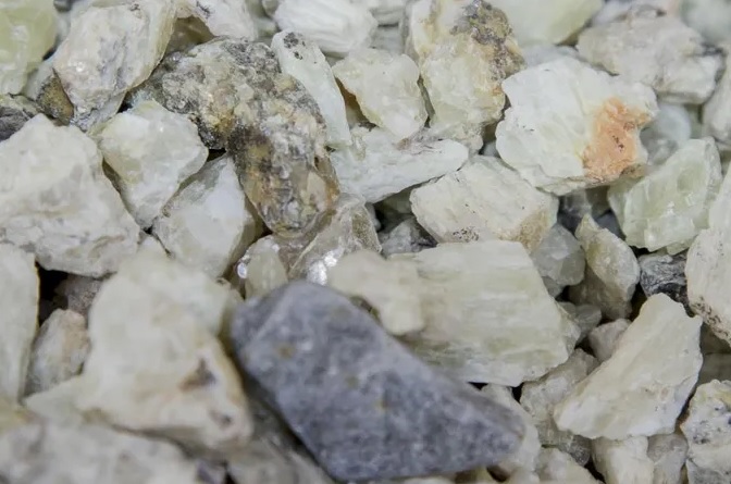 Litio en Puno: US$ 15 millones planea invertir Macusani Yellowcake en exploración