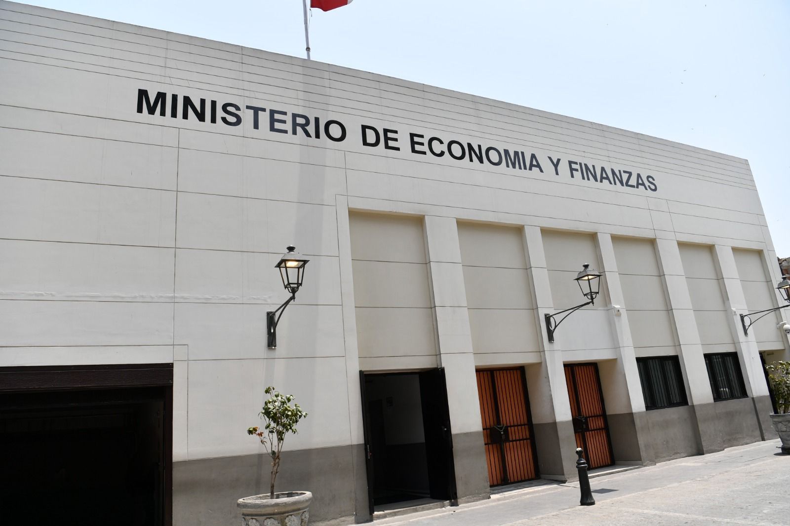 MEF: En julio, los 12 indicadores de expectativas empresariales a 3 y 12 meses se mantuvieron en el tramo optimista