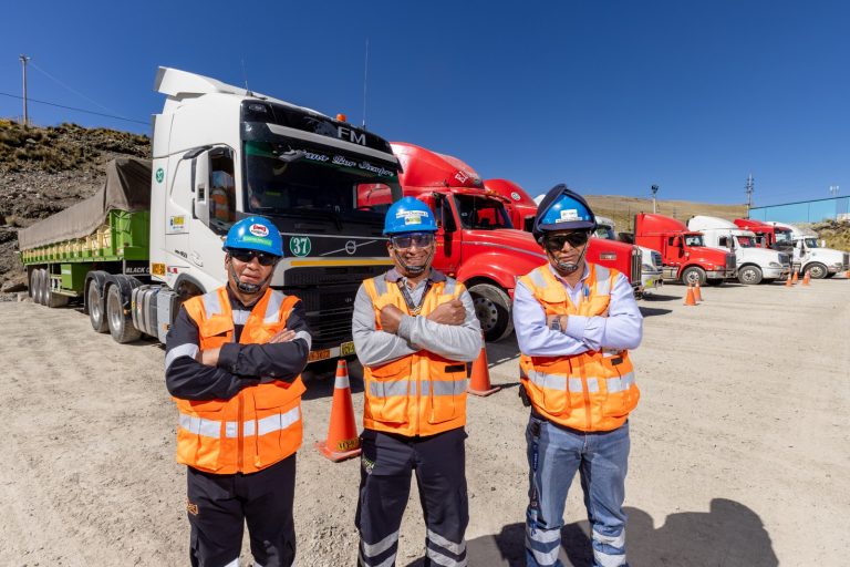 Mas del 80% del concentrado de Antapaccay es transportado por empresas locales y comunales de Espinar