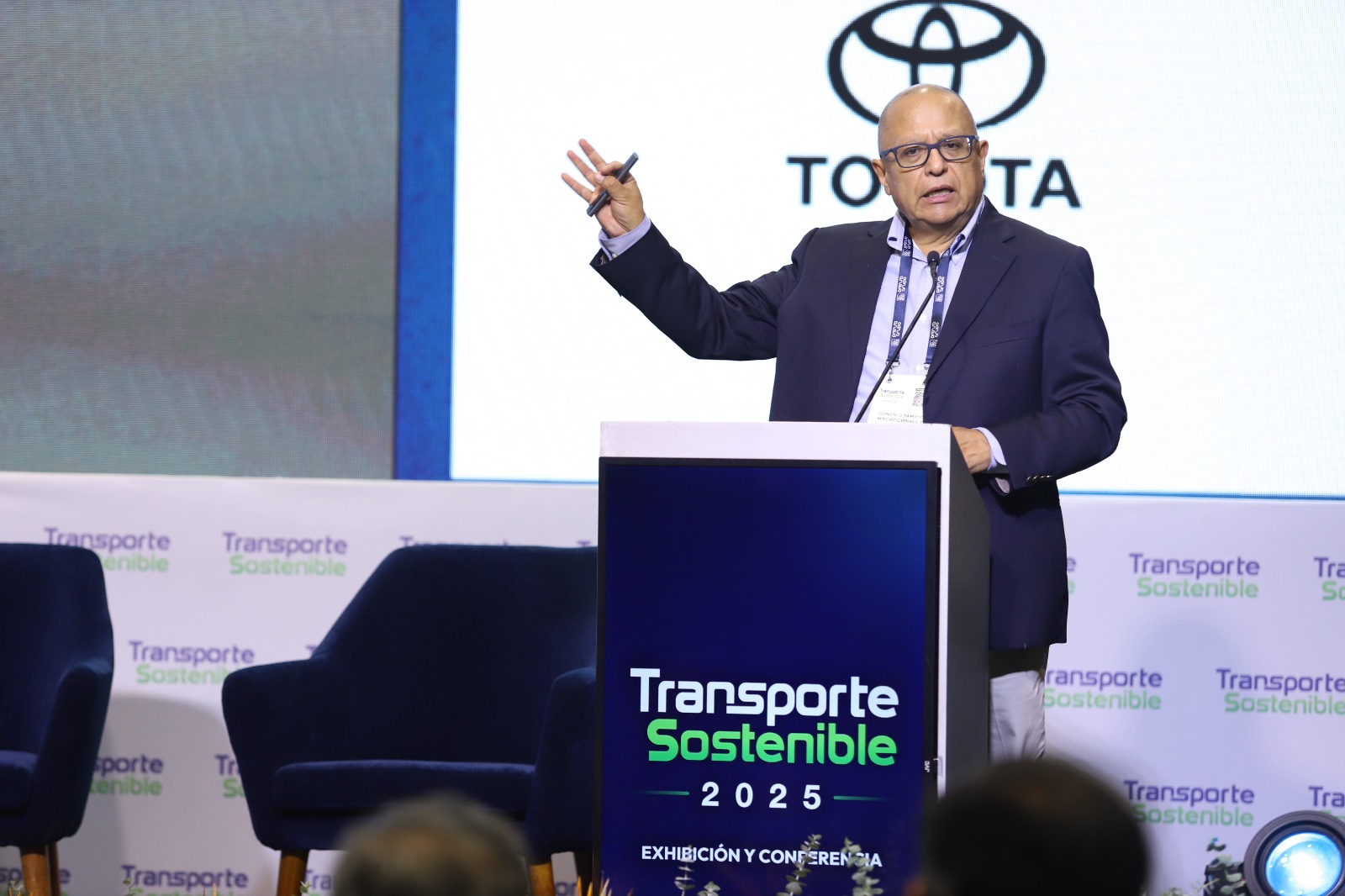 Macroconsult: En el corto y mediano plazo, los vehículos híbridos son el motor principal para reducir emisiones en el Perú