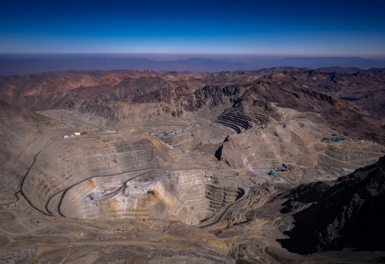 Codelco y Anglo American firman acuerdo definitivo para implementar Plan Minero Conjunto en el distrito Andina-Los Bronces