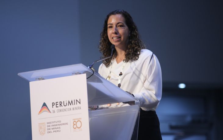 Jimena Sologuren: “La minería es una gran oportunidad para poder sacar adelante las regiones más alejadas del país”