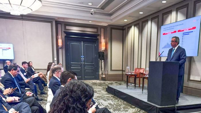 Ministro Pérez Reyes en Londres: “Nuestro país es una de las plazas más confiables para invertir en América Latina”
