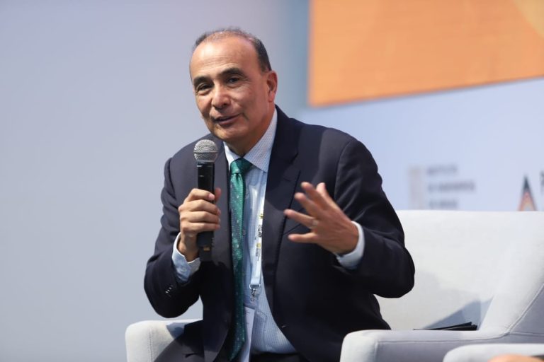 Enrique Alania: “En nuestro país solo el 11% de personas tiene un trabajo decente”