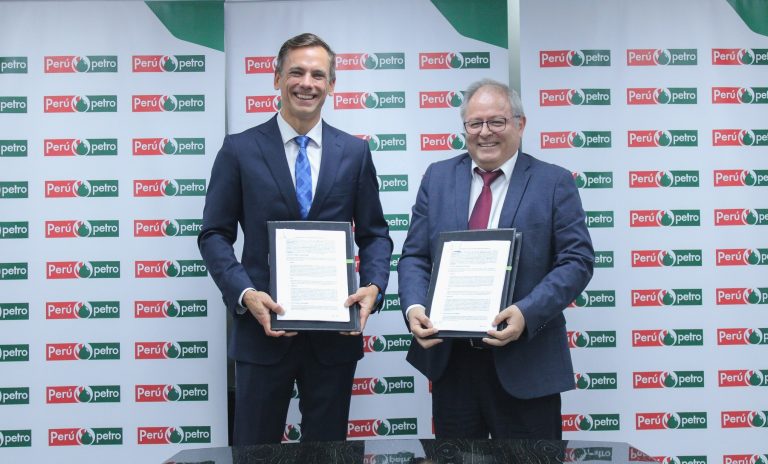 Perupetro suscribe convenio con canadiense Endura Energy para estudiar potencial de hidrocarburos de cuenca Lancones en Piura