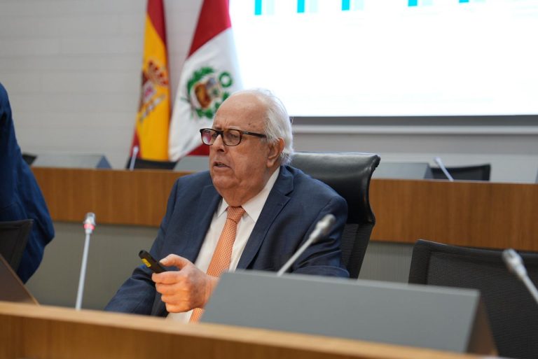 Julio Velarde en Europa: “El Perú combina crecimiento, baja inflación, disciplina fiscal y confianza empresarial”