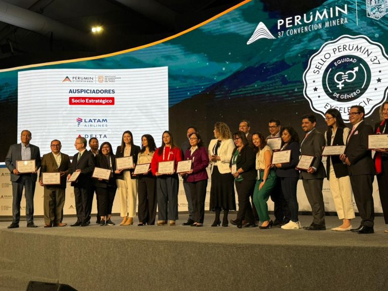 Komatsu–Mitsui recibe el Sello a la Excelencia en Equidad de Género