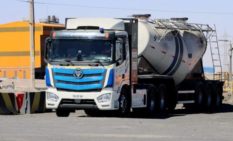 Ministro Hales reduce su huella de carbono con camiones 100% eléctricos