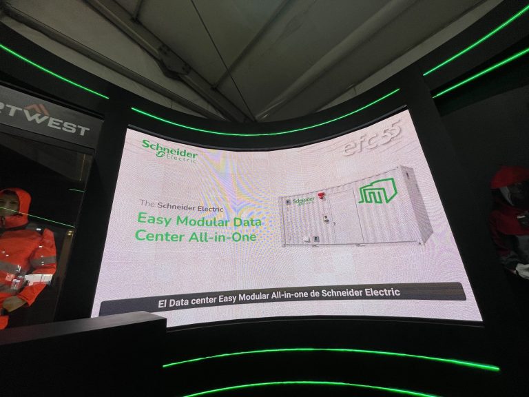“Estamos ante una nueva etapa en la industria minera, cada vez más digital e interconectada”: data centers prefabricados impulsan minería moderna