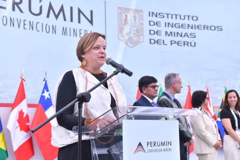 Embajadora alemana Sabine Bloch: “Queremos ser socios del Perú en el desarrollo de una minería moderna y sostenible”