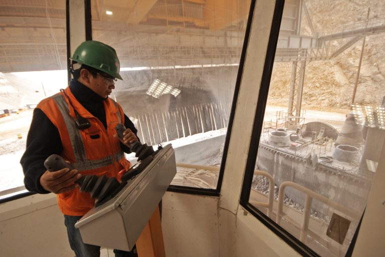 Empleo minero alcanza cifra récord con más de 270 mil puestos de trabajo 