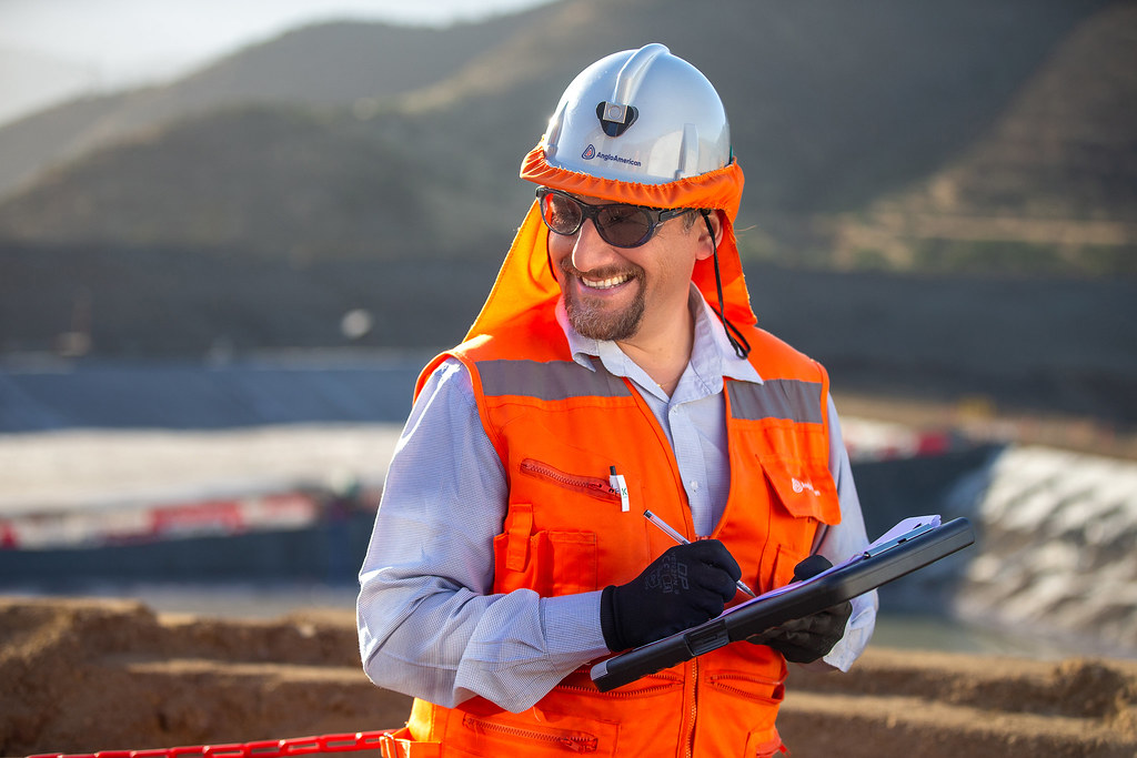 Anglo American instala primer sistema de alerta temprana en relaves mineros en Chile