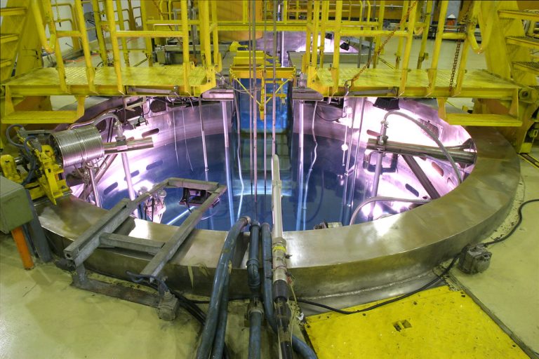 ¿Por qué hablar de energía nuclear? Los pequeños reactores modulares (SMR) como alternativa de solución